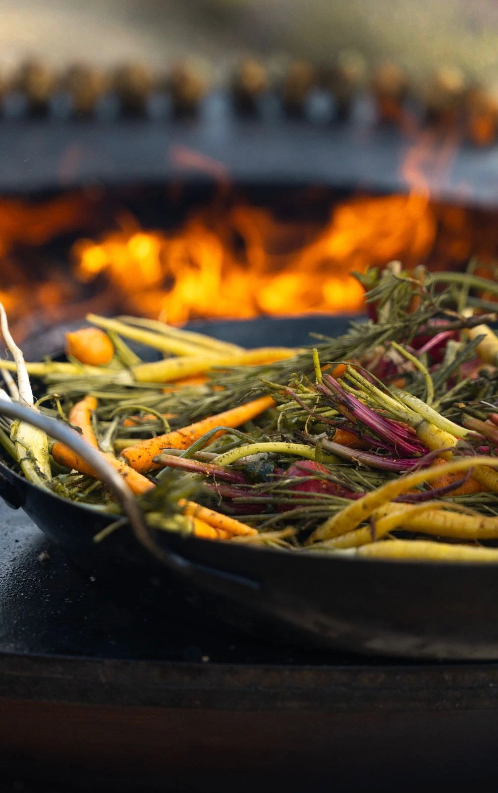 Légumes au brasero, servis à la soirée en collaboration avec Tournebroche Gueuleton. 