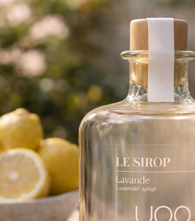 Zoom sur le sirop de lavande de Terre Ugo, mise en situation.