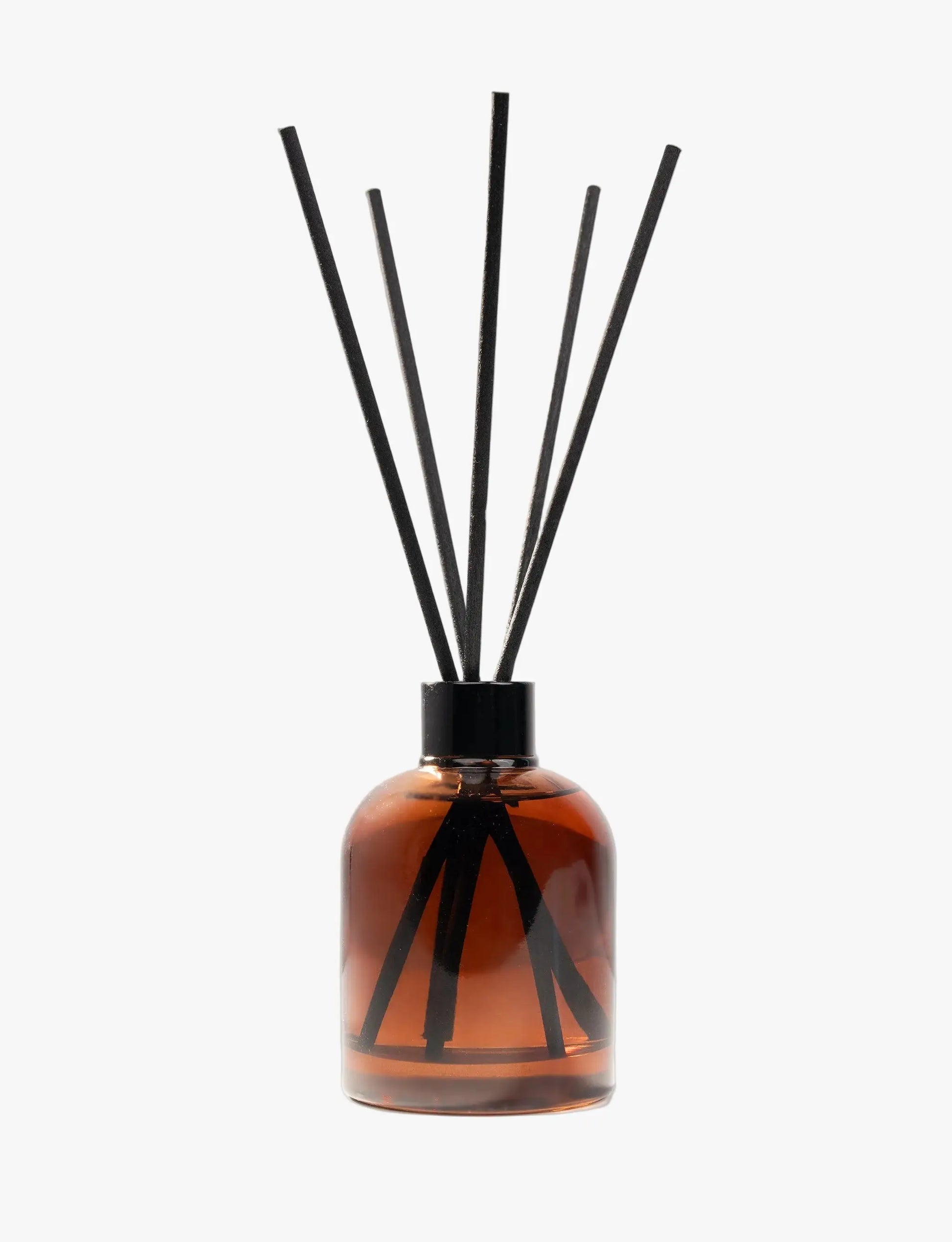 Diffuseur d’ambiance Terre Ugo en flacon ambré, avec tiges diffuseur, vue arrière